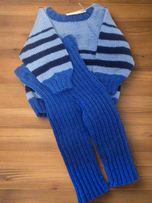 Sett med genser og bukse. Str. 1 år