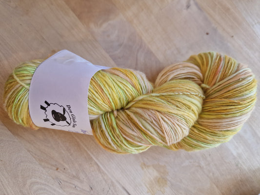 Håndfarget og håndspunnet garn