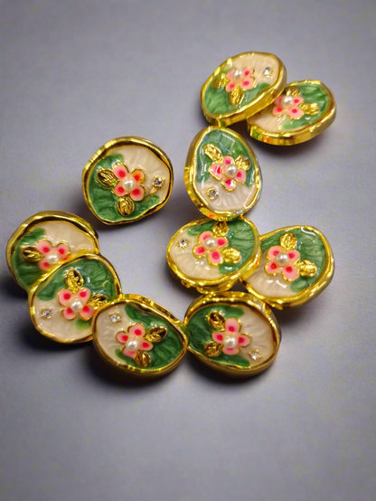 Pakke med 10 nydelige knapper