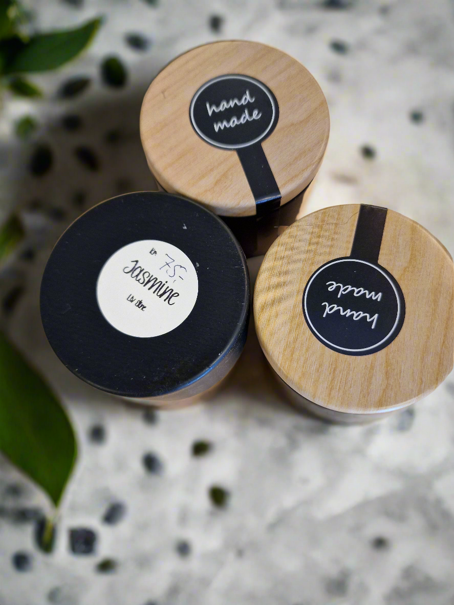 Jasmin lys i boks.
