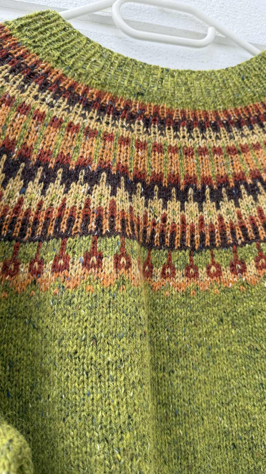 Genser i felted tweed