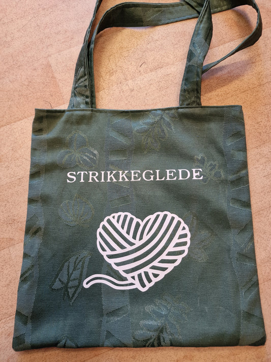 Strikkeveske.
