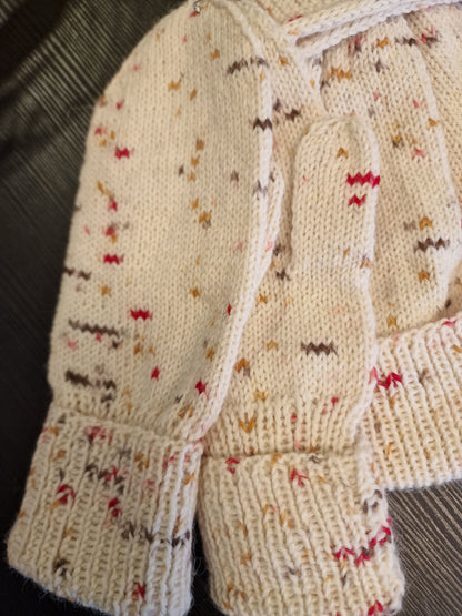 Sett med lue, votter og skjerf.