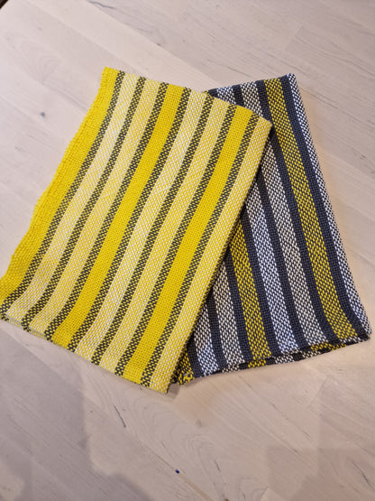 Vevde håndklær/brikker. 2 pk.