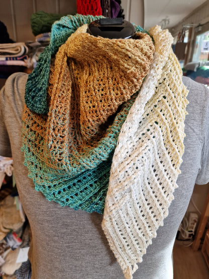 Asymmetrisk sjal/skjerf