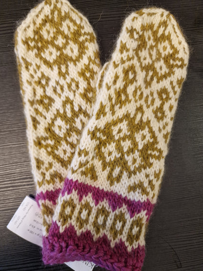 Votter i Viking wool.